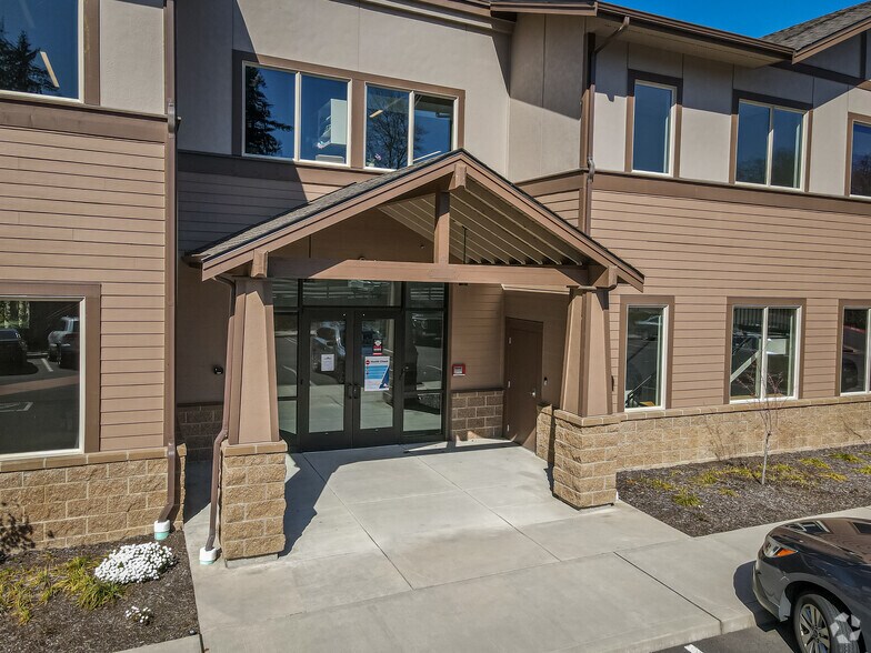 6514 Wollochet Dr NW, Gig Harbor, WA à louer - Photo du bâtiment - Image 3 de 9