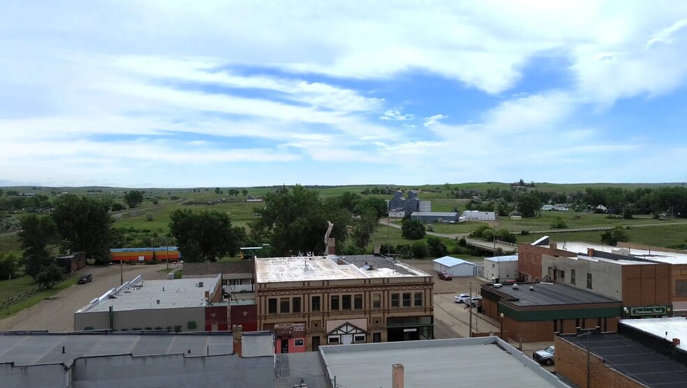 106 Wibaux St N, Wibaux, MT for sale - Aerial - Image 2 of 12