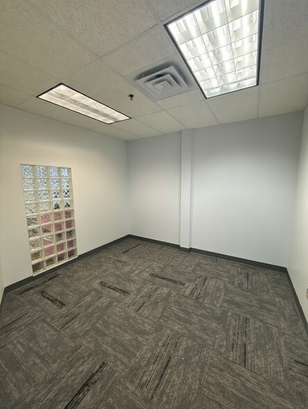 239 Northern Blvd, Clarks Summit, PA for lease - Building Photo - Image 3 of 21