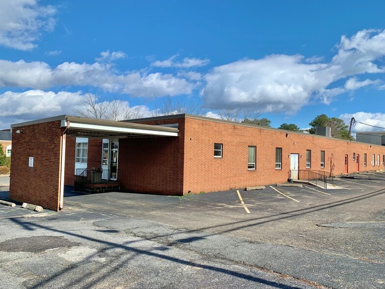 4907-4917 Augusta Ave, Richmond, VA à louer - Photo du bâtiment - Image 2 de 5