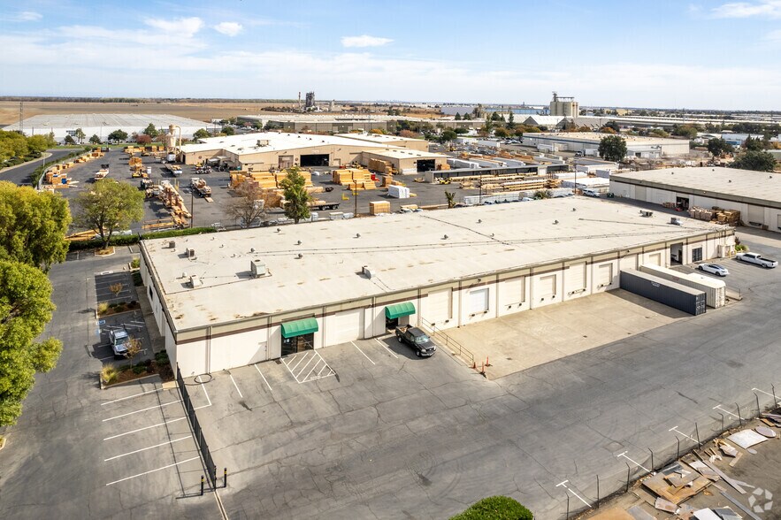 1540 Tanforan Ave, Woodland, CA à louer - Photo du bâtiment - Image 3 de 4