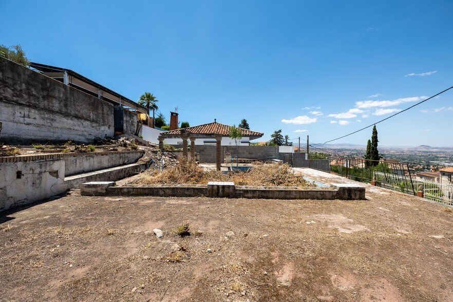 Calle las Casillas, 10, Monachil, Granada for sale - Primary Photo - Image 1 of 35