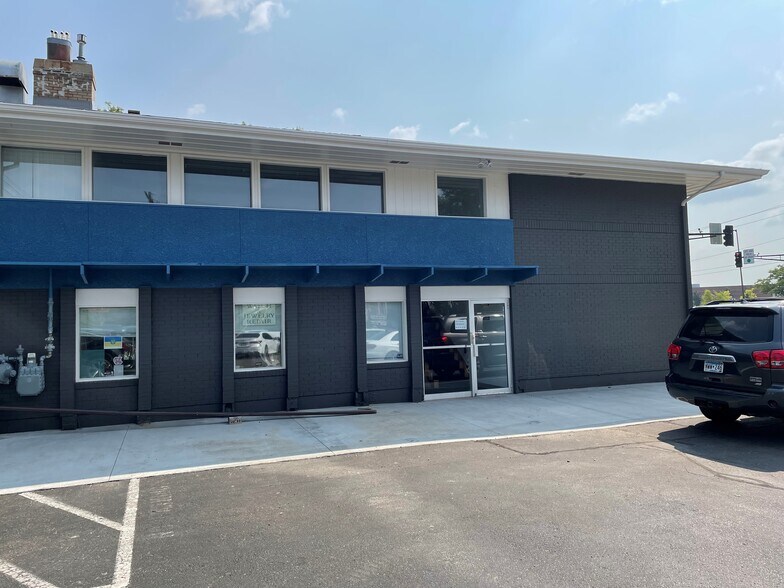 8700 W 36th St, Saint Louis Park, MN à louer - Photo du bâtiment - Image 3 de 19