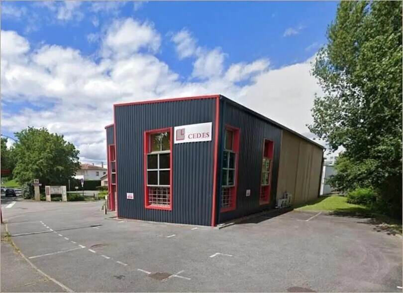 2 Impasse De Ratalens, Saint-Jean à louer - Photo du bâtiment - Image 3 de 6