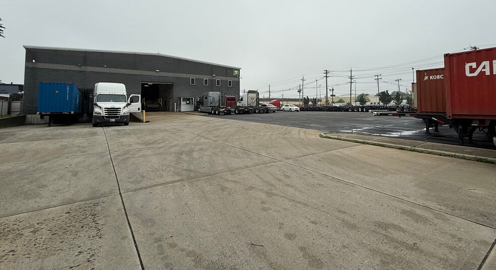 629 Henry St, Elizabeth, NJ for lease - Building Photo - Image 3 of 11