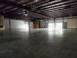 Plus de détails pour 1053-1071 W Innovation Dr, Kearney, MO - Industriel à louer