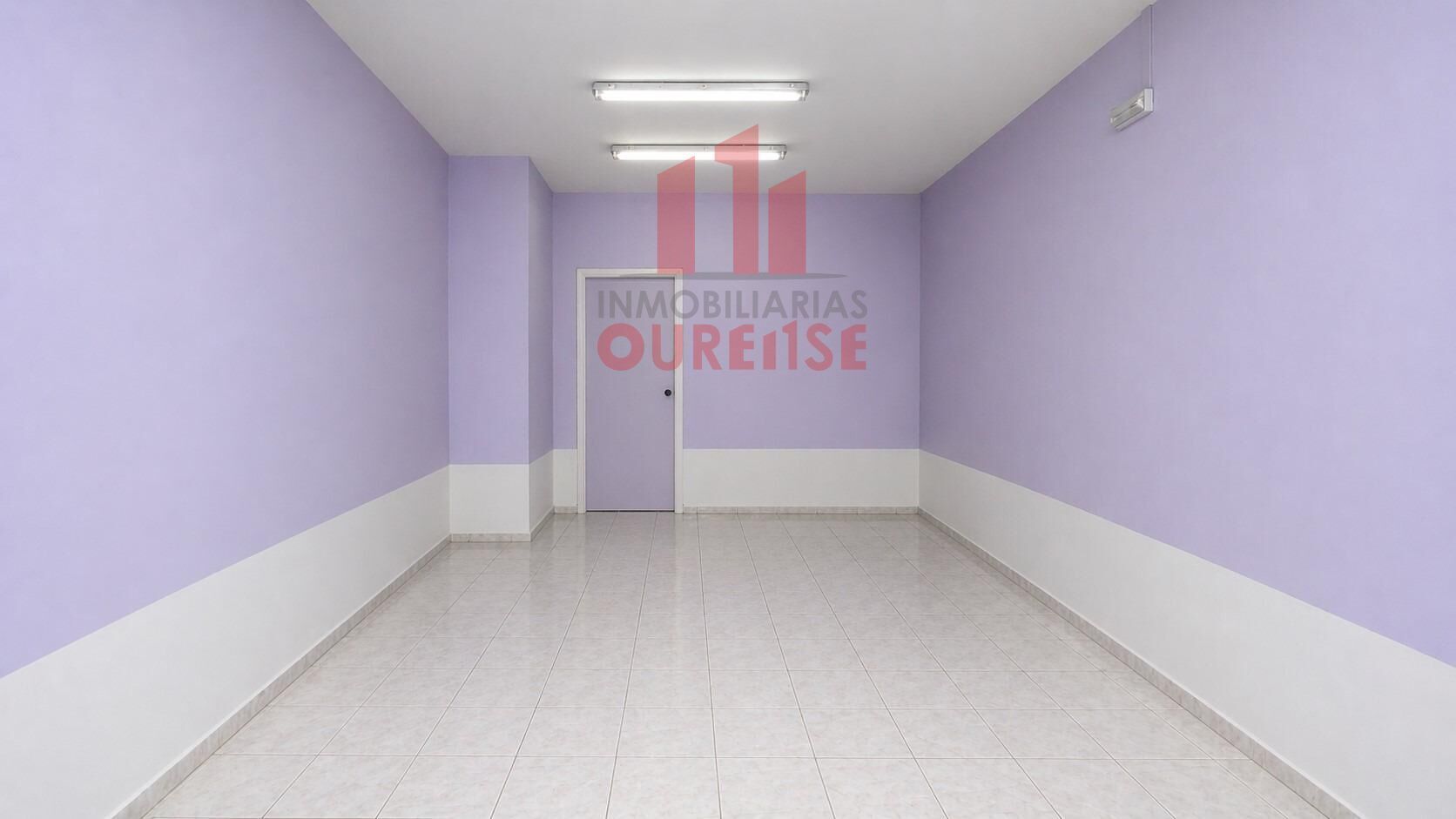 Retail in Ourense for lease Interior Photo- Image 1 of 3