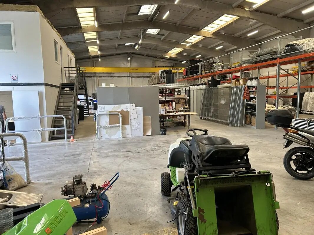 81 Rue De Bonnance, Templeuve-en-Pévèle for lease Interior Photo- Image 1 of 4