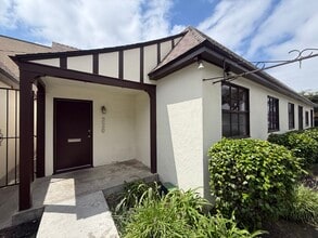 220-226 W Cypress St, Anaheim, CA for lease Interior Photo- Image 2 of 12