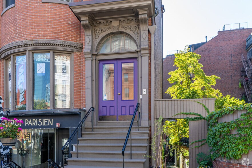 560-562 Tremont St, Boston, MA à louer - Photo du bâtiment - Image 3 de 4