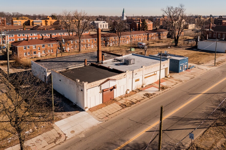 714 W McNichols Rd, Detroit, MI for sale - Building Photo - Image 2 of 42