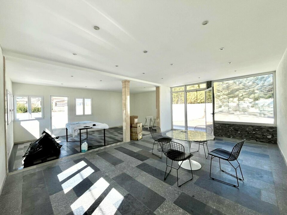 Flex in Le Muy for lease Interior Photo- Image 1 of 7