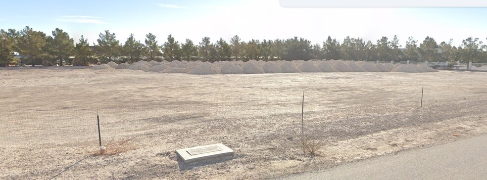 Torrey Pines & Maggie Avenue, Las Vegas, NV for sale - Primary Photo - Image 1 of 3