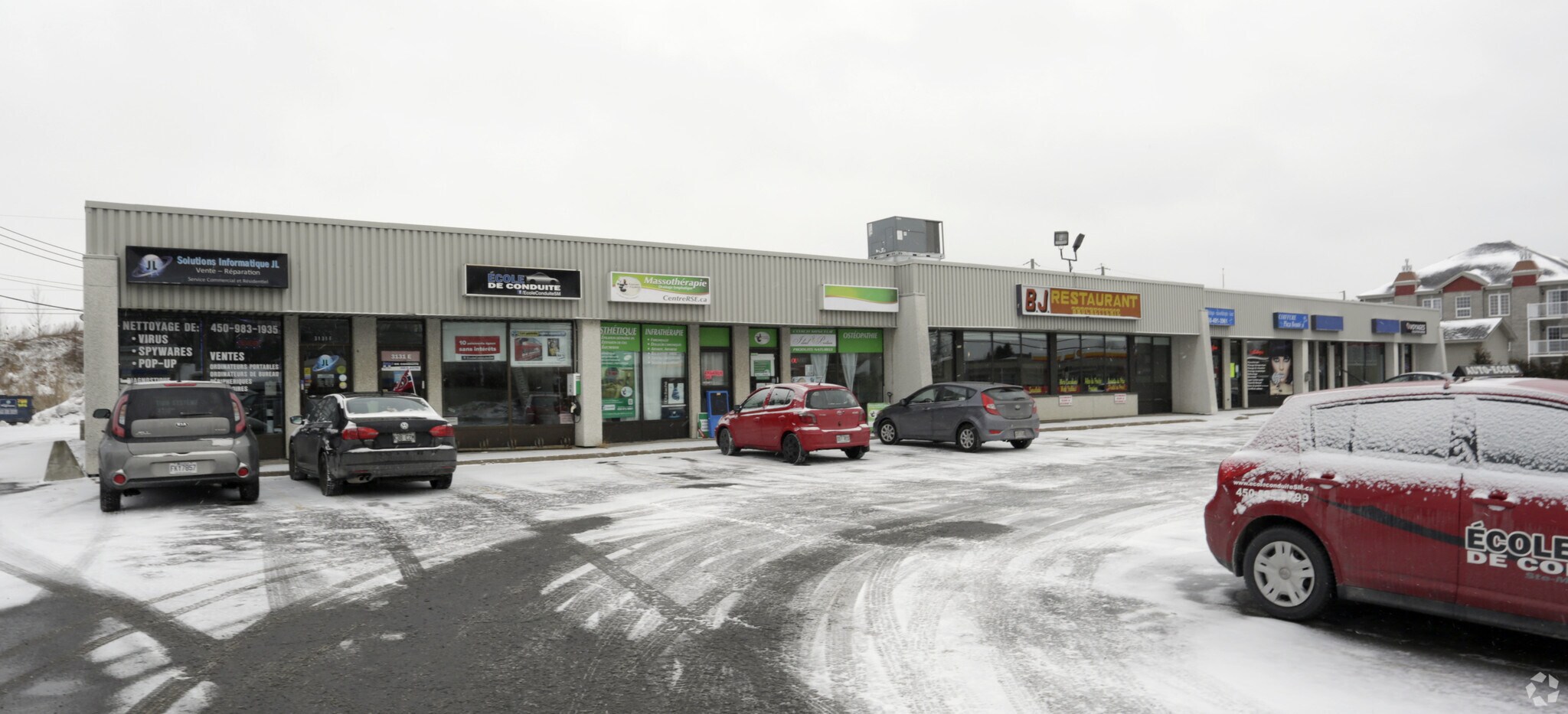 3131 Ch d'Oka, Ste-Marthe-sur-le-Lac, QC à vendre Photo principale- Image 1 de 1