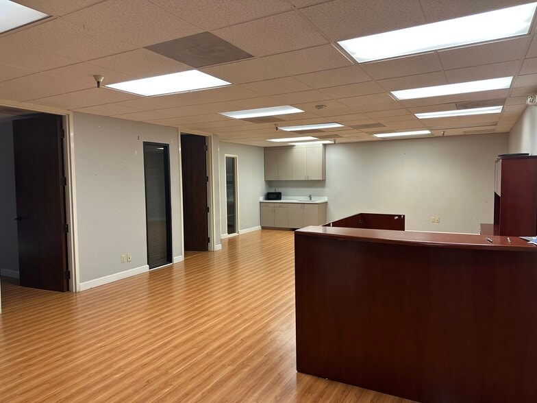1754 Technology Dr, San Jose, CA for lease - Building Photo - Image 2 of 18