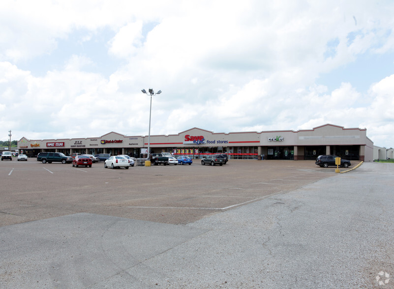 835-847 Hwy 51 N, Covington, TN à vendre - Photo du b timent - Image 1 de 1