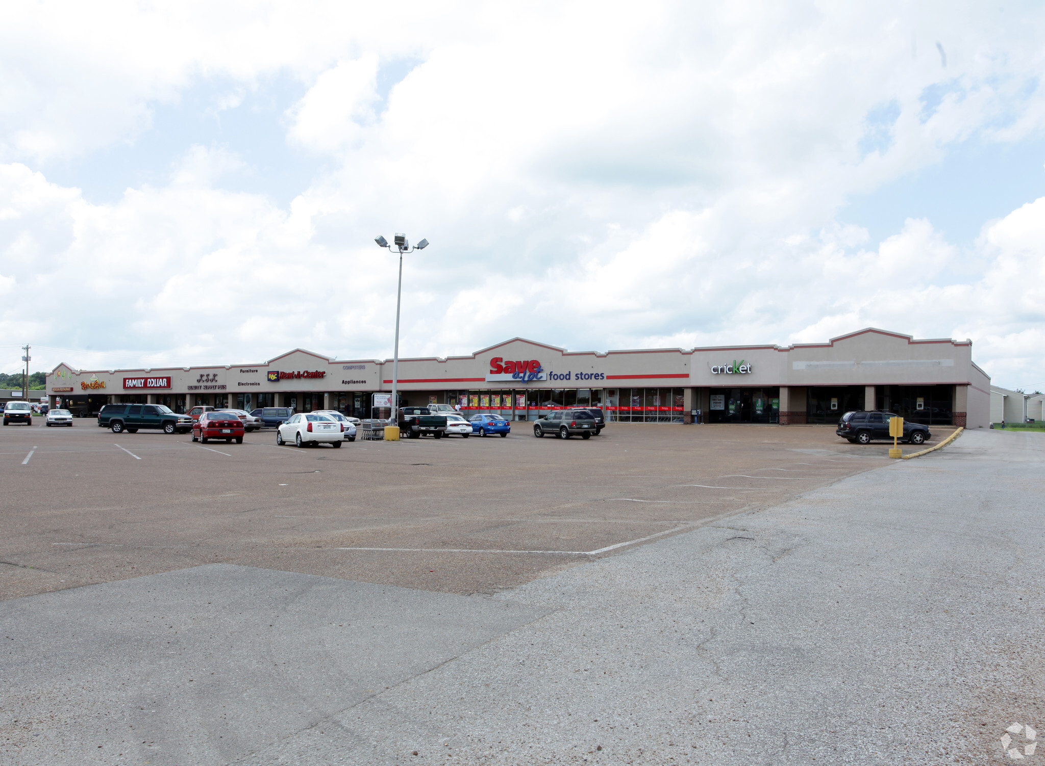 835-847 Hwy 51 N, Covington, TN à vendre Photo du b timent- Image 1 de 1