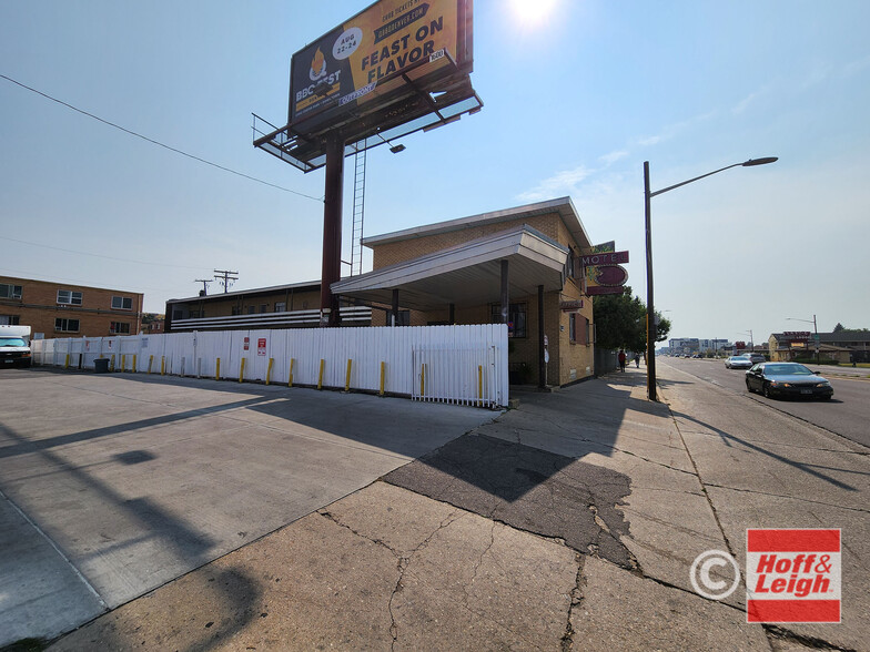 8828 E Colfax Ave, Denver, CO for sale - Building Photo - Image 1 of 16