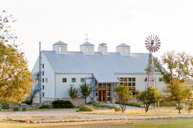 Plus de détails pour 1213 Kott Rd, Fredericksburg, TX - Spécialité à vendre