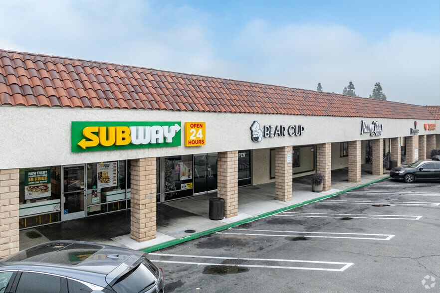 2400-2520 E Chapman Ave, Fullerton, CA for lease - Primary Photo - Image 2 of 11