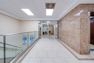 Plus de détails pour 7887 N Kendall Dr, Miami, FL - Médical à louer