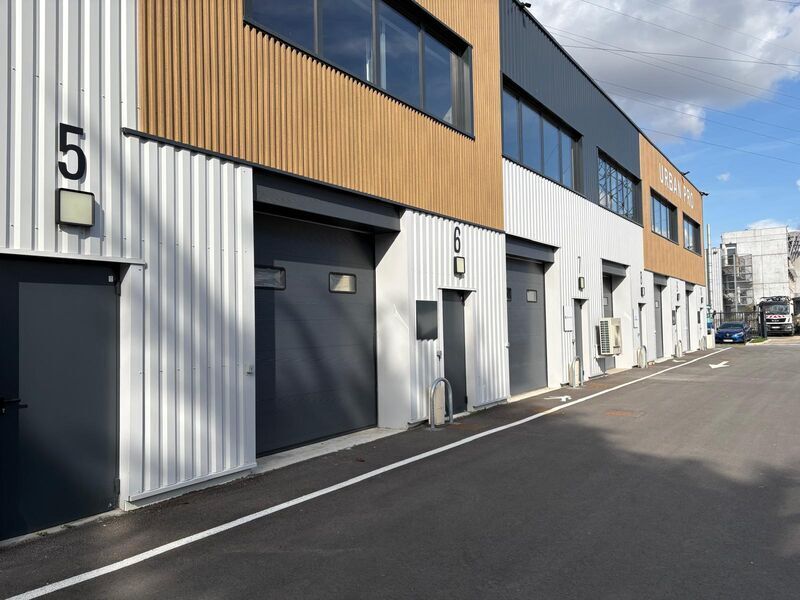 Flex in Neuilly-Plaisance for lease Building Photo- Image 1 of 15