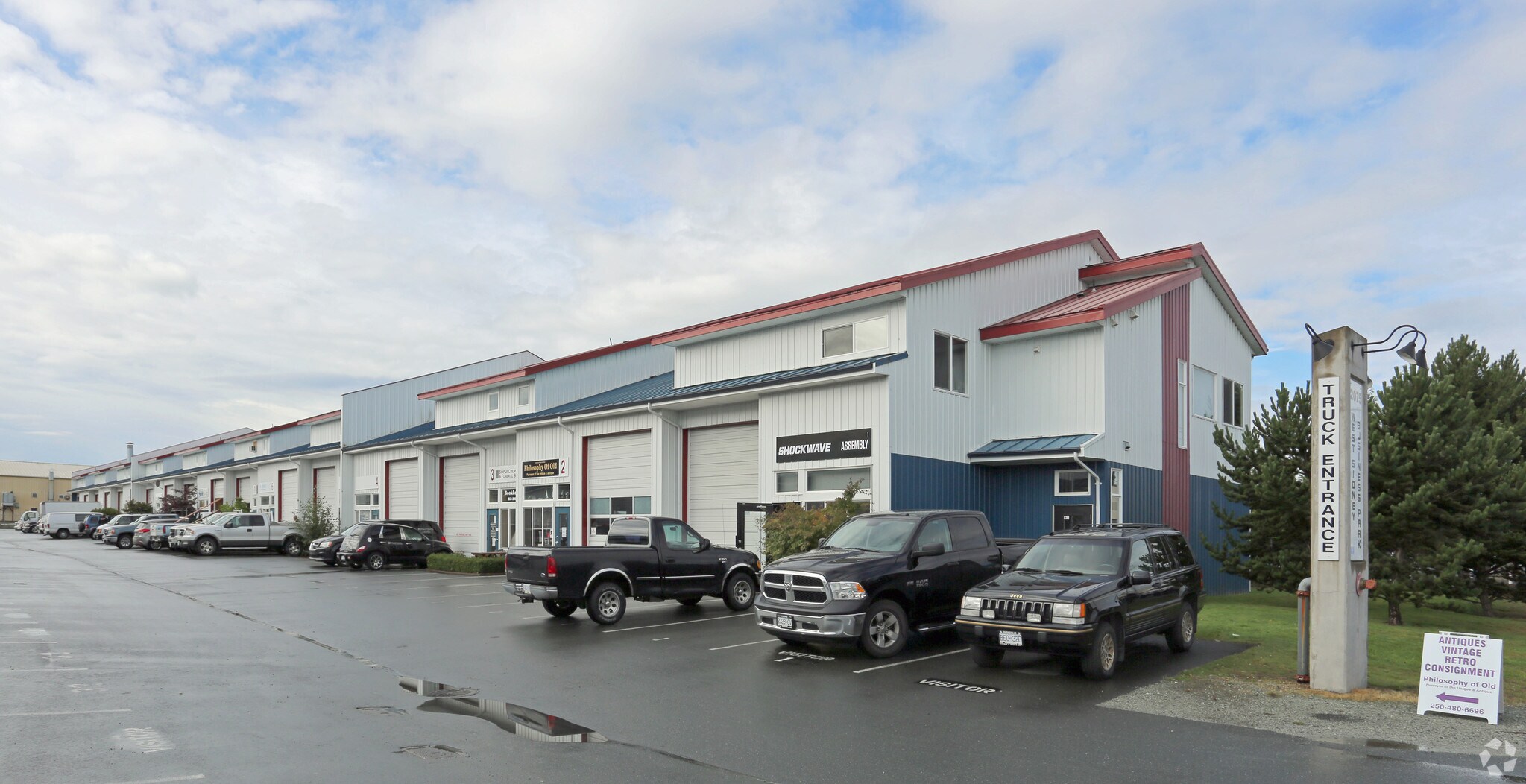 2075 W Henry Ave, Sidney, BC for lease Primary Photo- Image 1 of 7