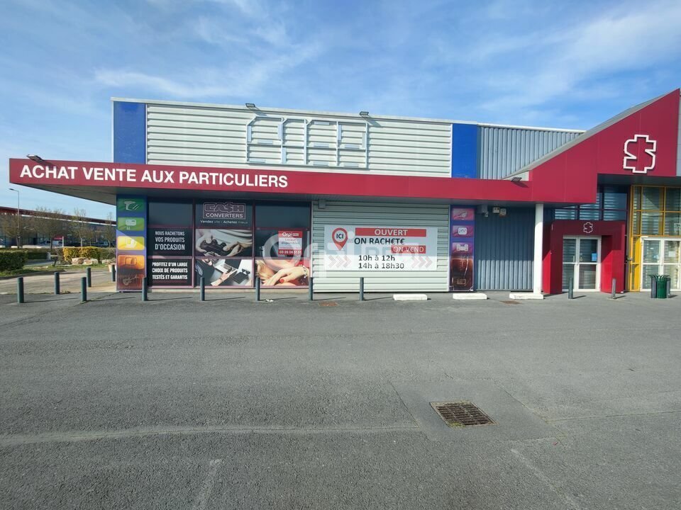 Flex in Reims for lease Building Photo- Image 1 of 6