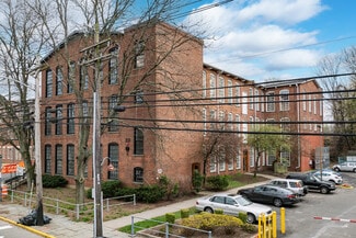 Plus de détails pour 22 Mill St, Paterson, NJ - Bureau à louer