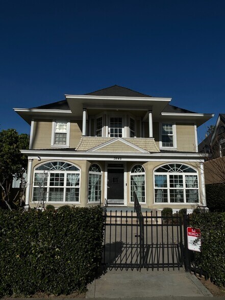 3845 10th St, Riverside, CA à louer - Photo principale - Image 1 de 5