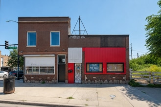 2803 W Chicago Ave, Chicago, IL for lease Interior Photo- Image 1 of 5