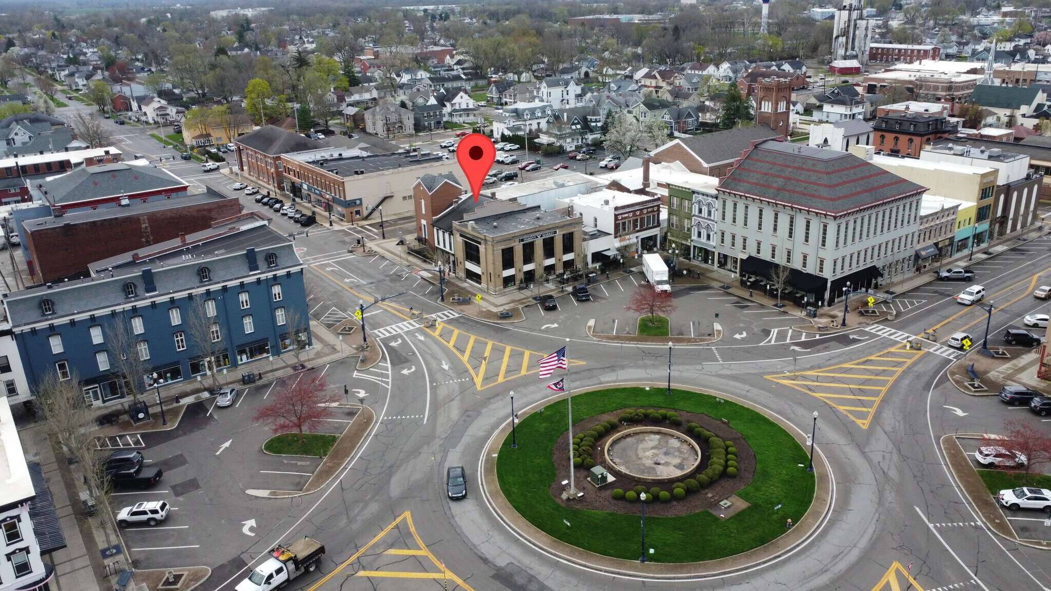 6 E Main St, Troy, OH à vendre Photo du bâtiment- Image 1 de 5