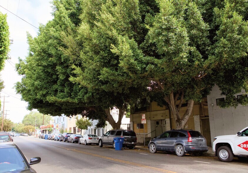 1415 W 11th St, Los Angeles, CA à vendre - Photo du bâtiment - Image 3 de 13