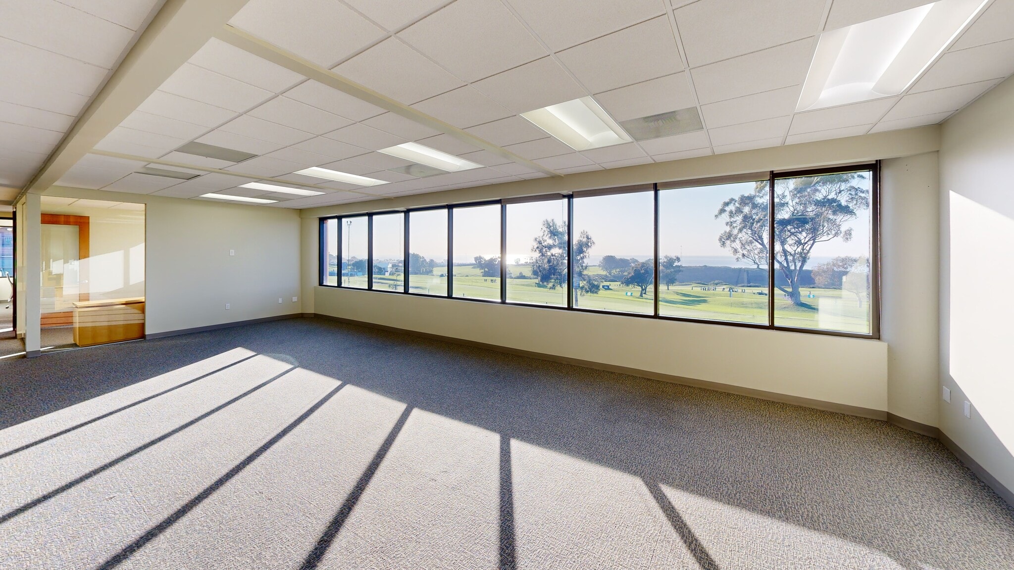 3333 N Torrey Pines Ct, La Jolla, CA for lease Interior Photo- Image 1 of 4