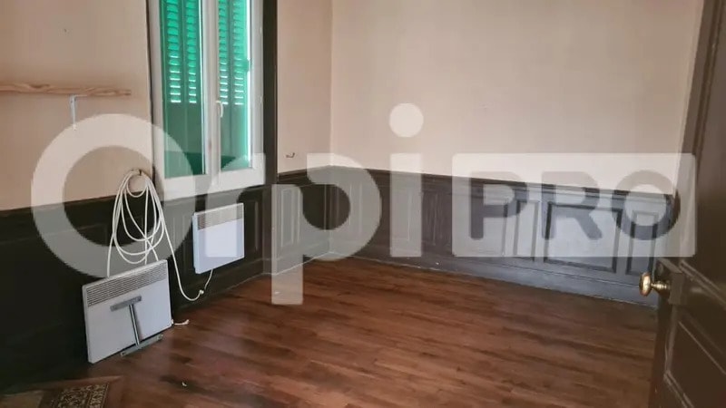 Retail in Montluçon for lease - Interior Photo - Image 3 of 4