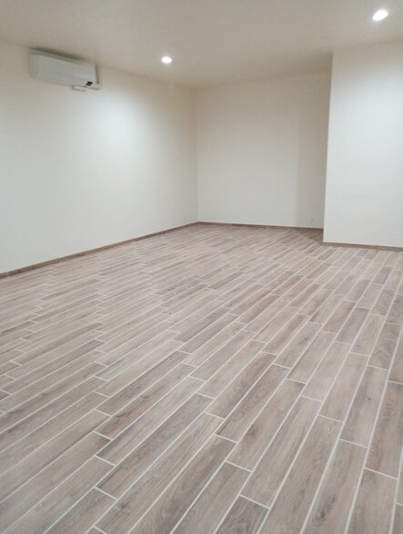 422 N Milpas St, Santa Barbara, CA for lease - Interior Photo - Image 3 of 8