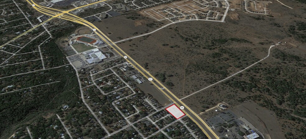 Loop 337 & Oakwood Blvd, New Braunfels, TX for lease - Primary Photo - Image 1 of 3