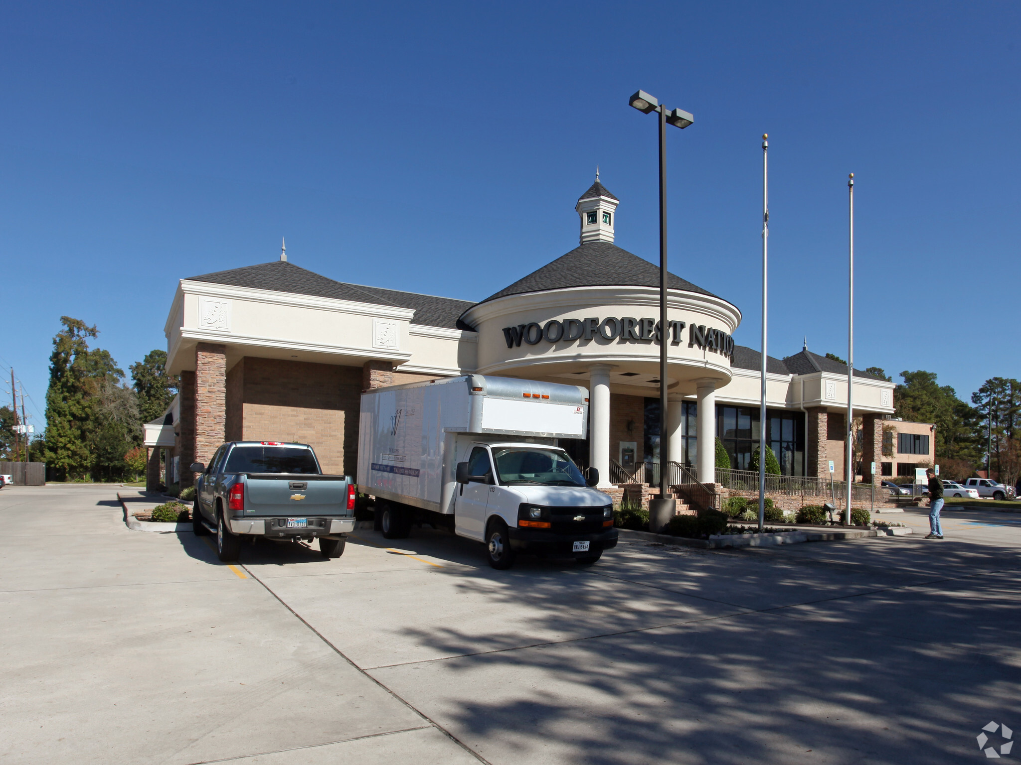 327 Rayford Rd, Spring, TX for lease Building Photo- Image 1 of 9