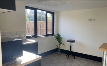 10 Dane Ln, Wilstead à louer Photo intérieure- Image 2 de 2