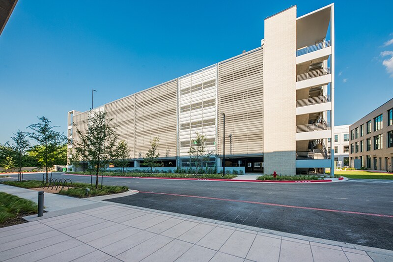 3212 E Cesar Chavez St, Austin, TX for lease - Building Photo - Image 2 of 15