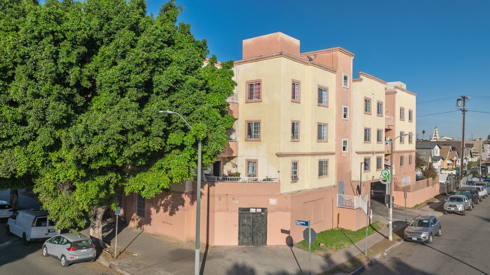 4920 S Broadway Rd, Los Angeles, CA for sale - Building Photo - Image 2 of 7