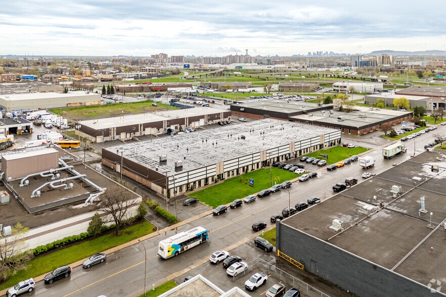 7810-7890 Rue Jarry E, Montréal, QC for lease - Aerial - Image 3 of 3