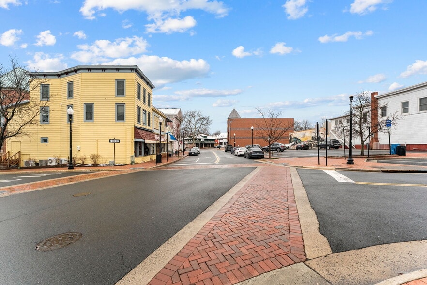 775-777 Station St, Herndon, VA for sale - Building Photo - Image 2 of 49