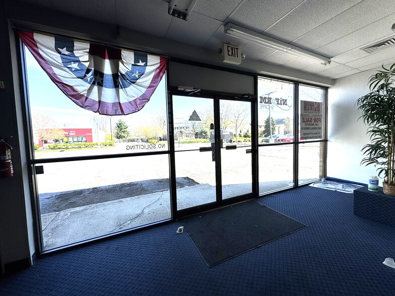 731 Harding Way W, Galion, OH for sale - Building Photo - Image 2 of 19