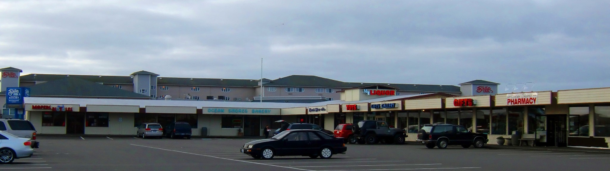 172 W Chance A La Mer NW, Ocean Shores, WA for sale Primary Photo- Image 1 of 1