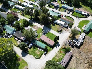 Plus de détails pour 45 Cardinal Blvd, Pownal, VT - Bureau/Commerce de détail à louer