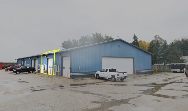 Plus de détails pour 470 Jennings Dr, Lake In The Hills, IL - Industriel à louer