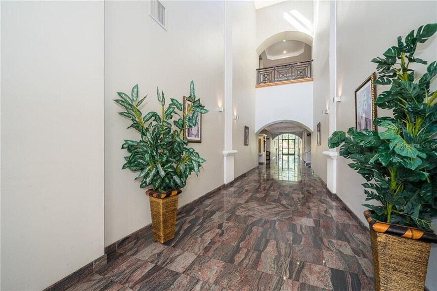 1507 S Hiawassee Rd, Orlando, FL à vendre - Hall d’entrée - Image 2 de 10