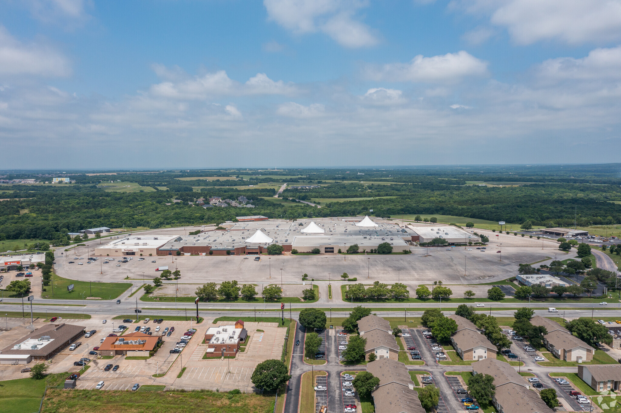 4800 N Texoma Pky, Sherman, TX for sale Primary Photo- Image 1 of 1