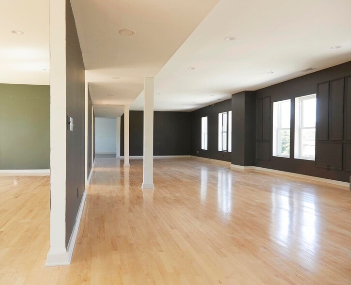 2119 Prospect St, Indianapolis, IN à louer - Photo intérieure - Image 2 de 5